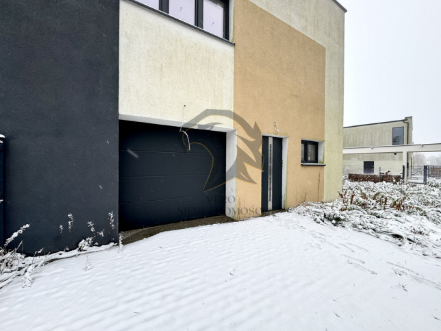 Dom Sprzedaż Skotniki Rzemieślnicza 18
